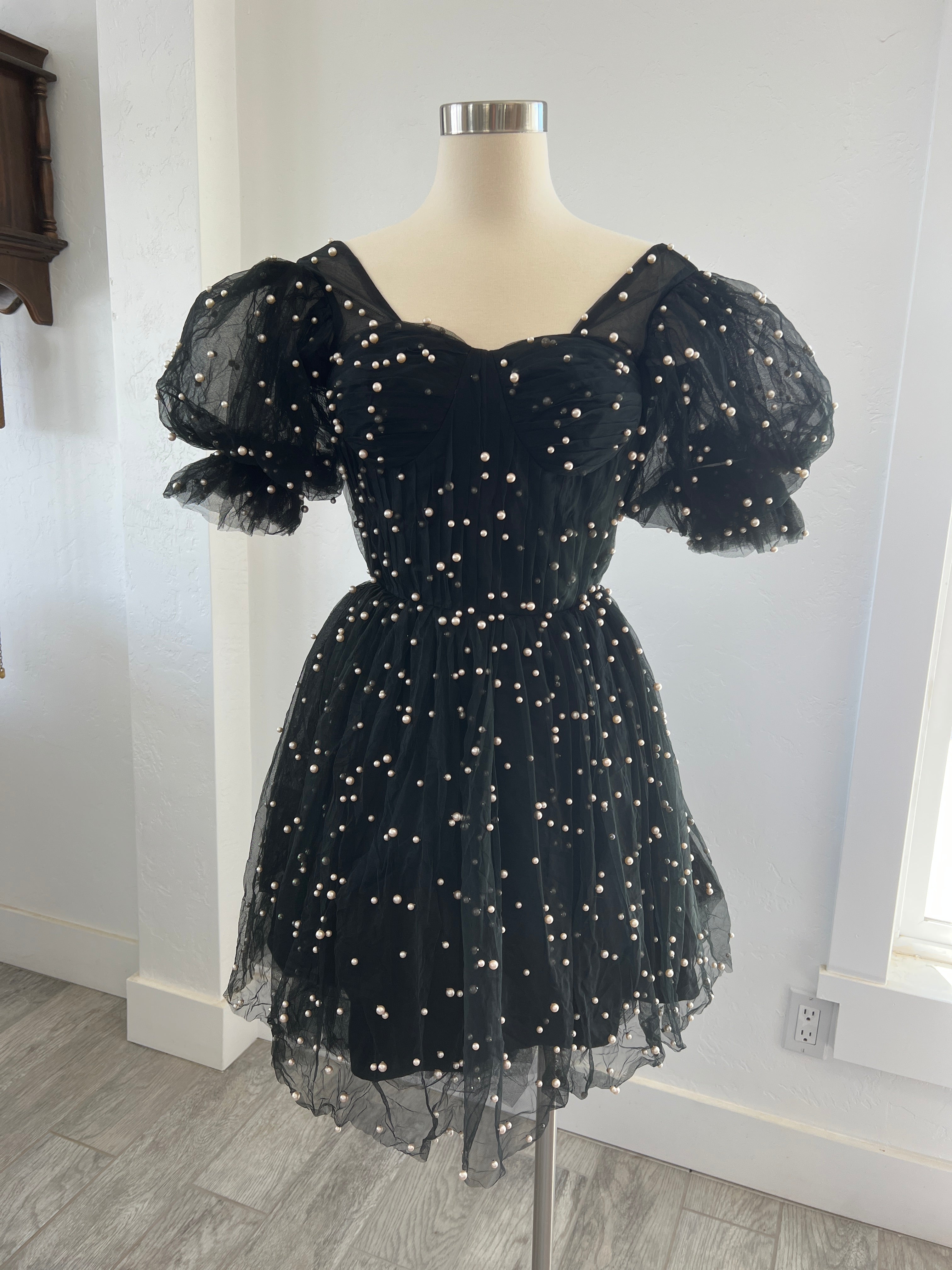 Short Pearl Dress Salt Gowns Short Pearl Dress Salt Gowns